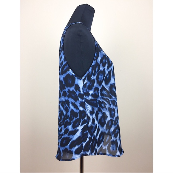 Olivaceous Top Blouse Sleeveless Animal Print - Picture 6 of 8